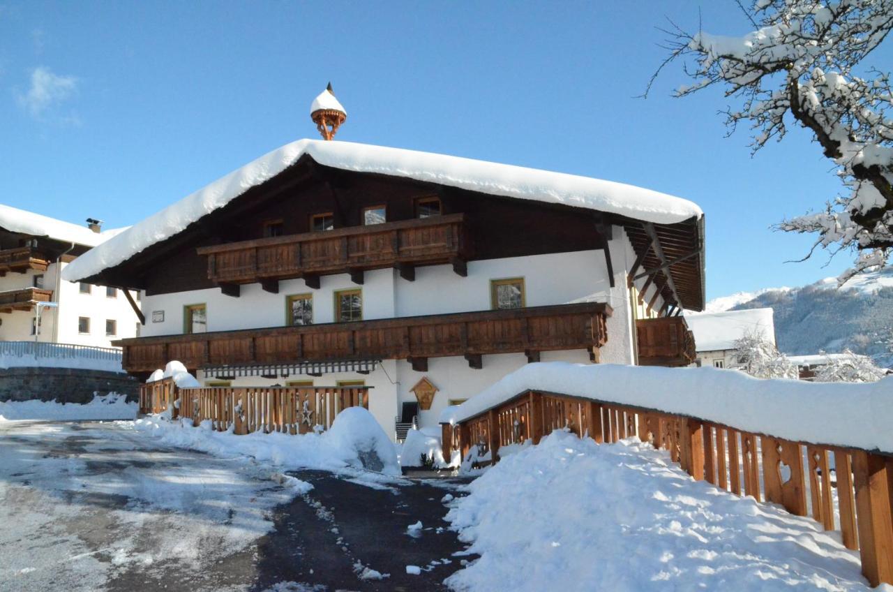 Pension Kirchbrugger Telfes im Stubai Exterior foto