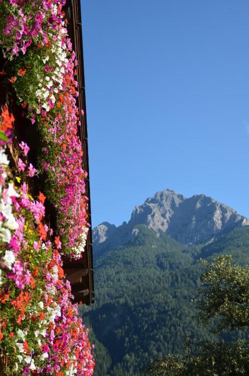 Pension Kirchbrugger Telfes im Stubai Exterior foto